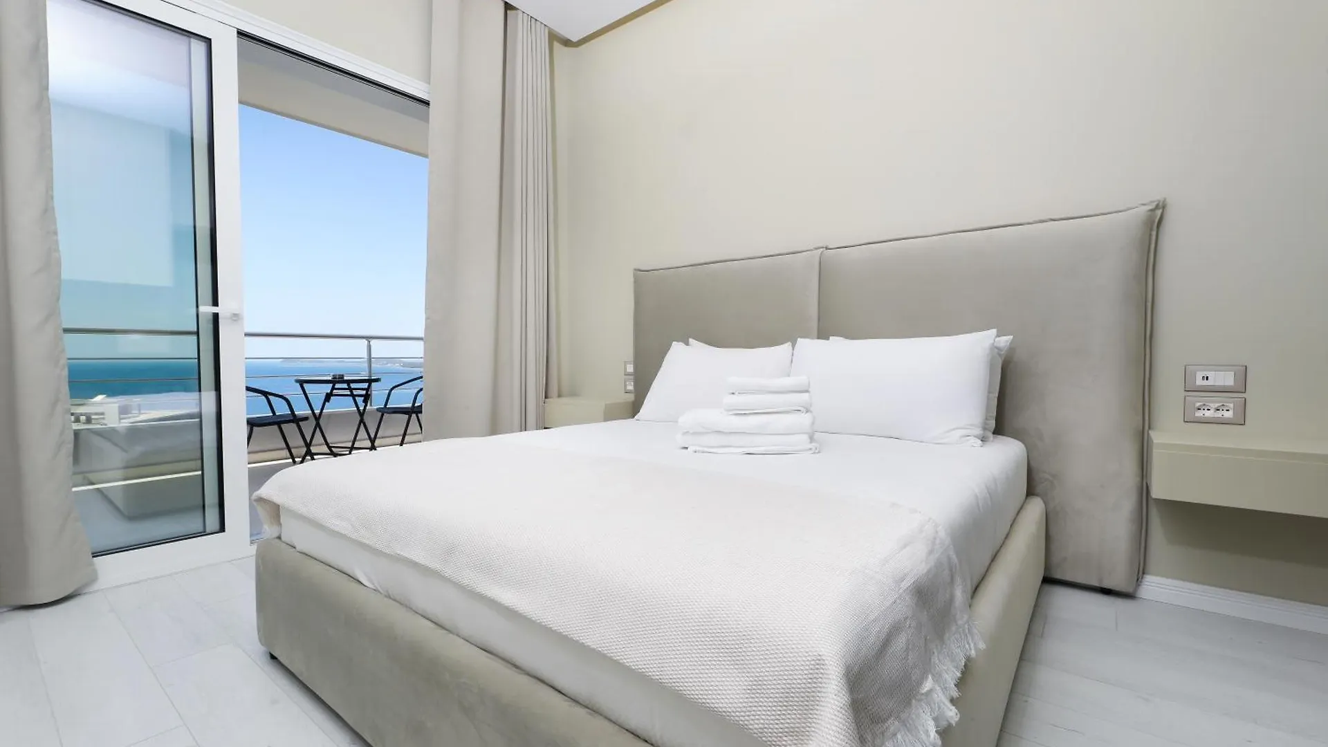 Apartment Villa Christianna Vlore